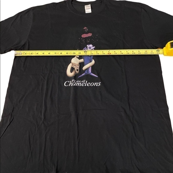 Gildan We Are All Chameleons Punk Rock Black Tee Shirt Ring Spun Size 2XL - Picture 7 of 8